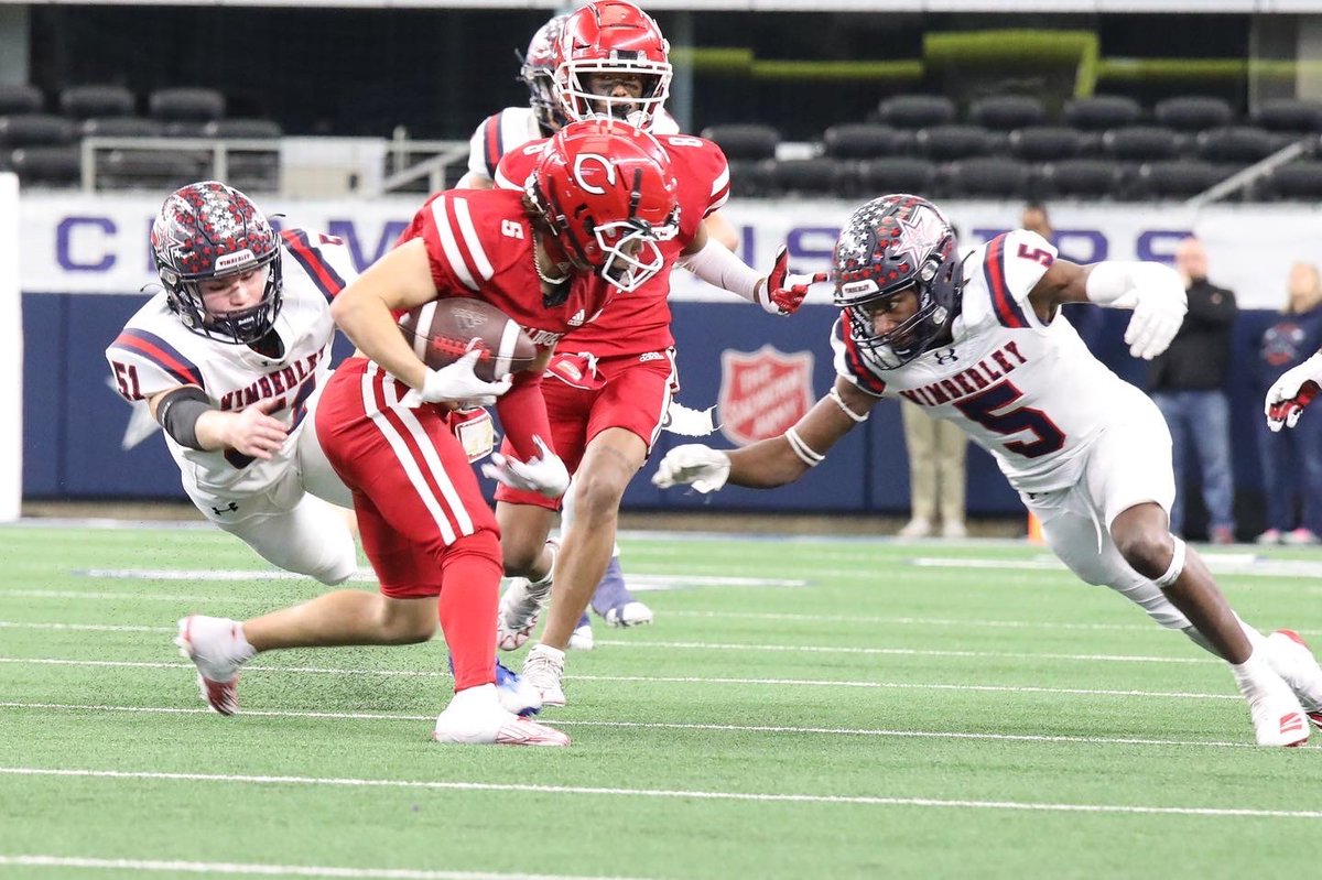 WimberleyISD's tweet photo. Thank you to @TexanFball, Texan Cheer, @TexanBand, and @whs_texanstars for sharing your magical season with the Wimberley community! We’re so proud of all of you! https://t.co/cKUsajaibU