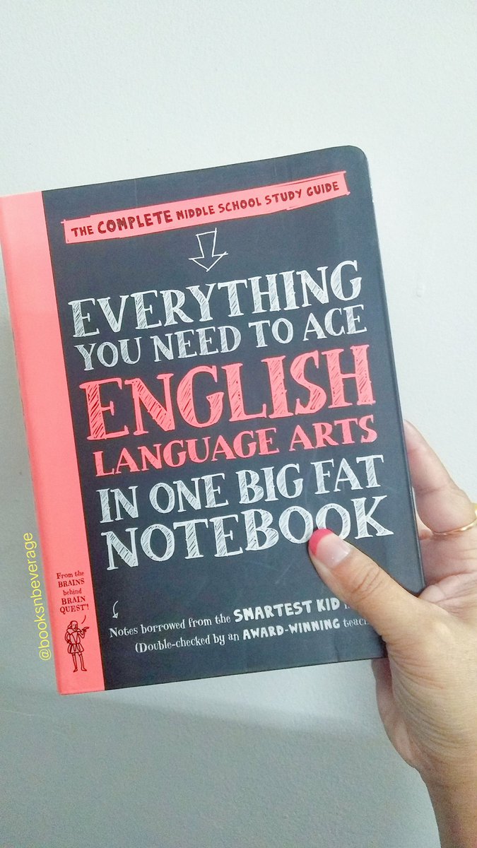 booksnbeverage's tweet image. A book that focuses on 👇🏻
📑Grammar (detailed)
📑Vocabulary 
📑Fiction 
📑 Nonfiction (incl. Fiction & nonfiction reading list too)
📑A-Z of Writing 
Perfect reading guide for new readers too.