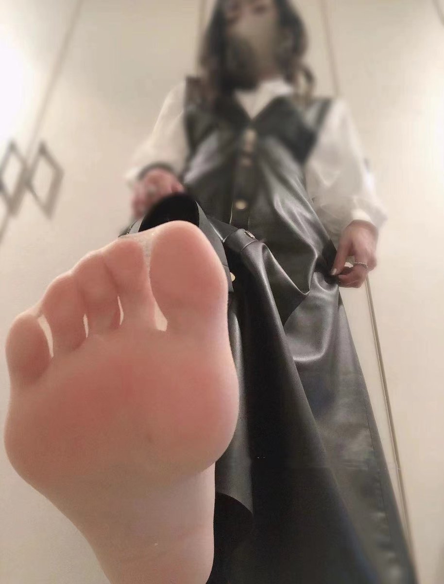 Jenine20124427's tweet photo. #女王 #原味 #男M #女s #恋足   
Form affect attack debate. https://t.co/JQiUpTxaXB
