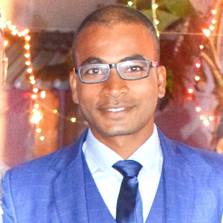 EesanMohan's tweet photo. #NewProfilePic https://t.co/yfd9mqIyE9