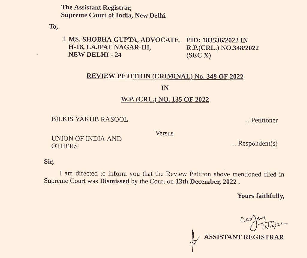barandbench's tweet photo. BIG BREAKING: Review plea filed by Bilkis Bano against the remission order granted in favour of the 11 convicts in the 2002 gang rape case has been DISMISSED BY SUPREME COURT #SupremeCourt #BilkisBano https://t.co/63cQO62CdD