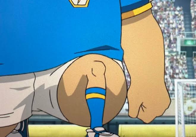壁山のおかしすぎる膝下でも見るか…
