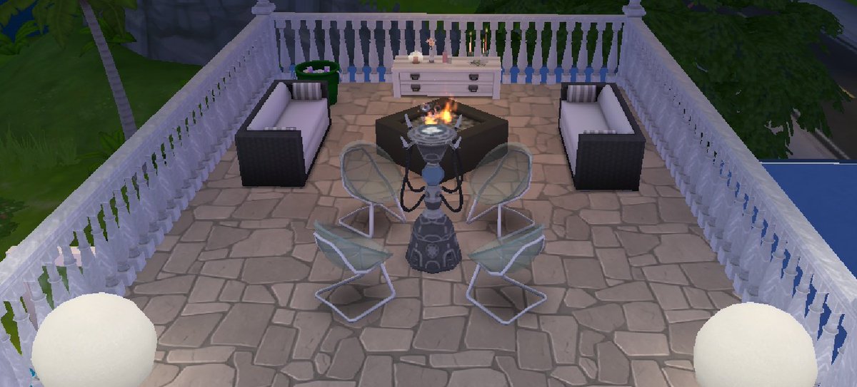 AngiieSanRoman1's tweet photo. @TheSimsMobile ๐คญโจ
#MyBalconyBuild #TheSimsMobile https://t.co/e7ILJ3Qdyl