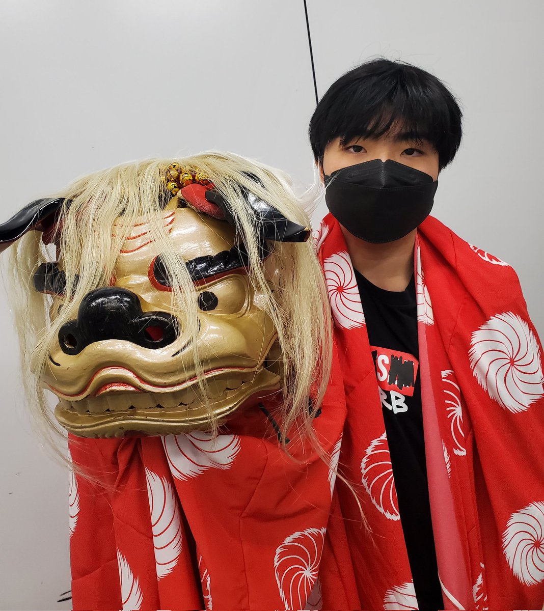 本日12/17(土)
15:30頃から
#獅子舞
#殺陣
#銀之城一座
#ナディアパーク
#アトリウムステージ
#子供アートピア