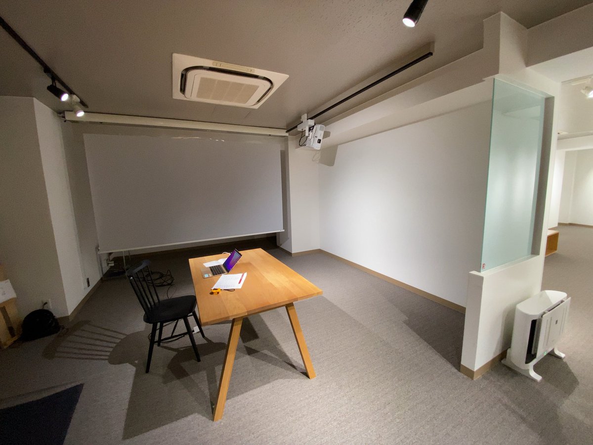 azumix_photo's tweet photo. 本日PICTORICOさん受取に行ってスタッフさんと話してたら、今日が年内最後で3月まで改装のためお休みらしく、今日情報解禁だったらしい。4Fのプリント工房と5Fが統合されて展示スペースも小さくなり、配置もガラリと変わるみたい
#ピクトリコ #pictorico
https://t.co/rs81Dyudap https://t.co/PMLoG33tNx