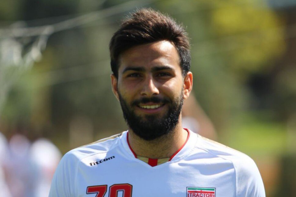 AMIR NASR-AZADANI será ahorcado delante de una humanidad que con indiferencia se hace cómplice ante esta barbarie. En los juegos del Mundial que restan los jugadores deben pronunciarse públicamente a pesar de estar en un país como Catar muy semejante a Irán.