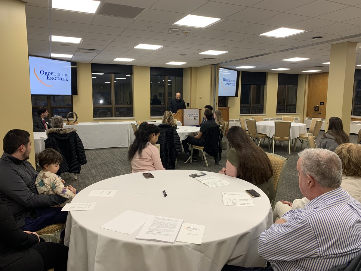mtucege's tweet photo. On Dec. 9 the student chapter of #ASCE inducted 14 students and 2 professional engineers into the Order of the Engineer. Those who participate in The Order of the Engineer take an obligation to uphold the standards and dignity of the engineering profession. #orderoftheengineer https://t.co/USYG2LgMDI