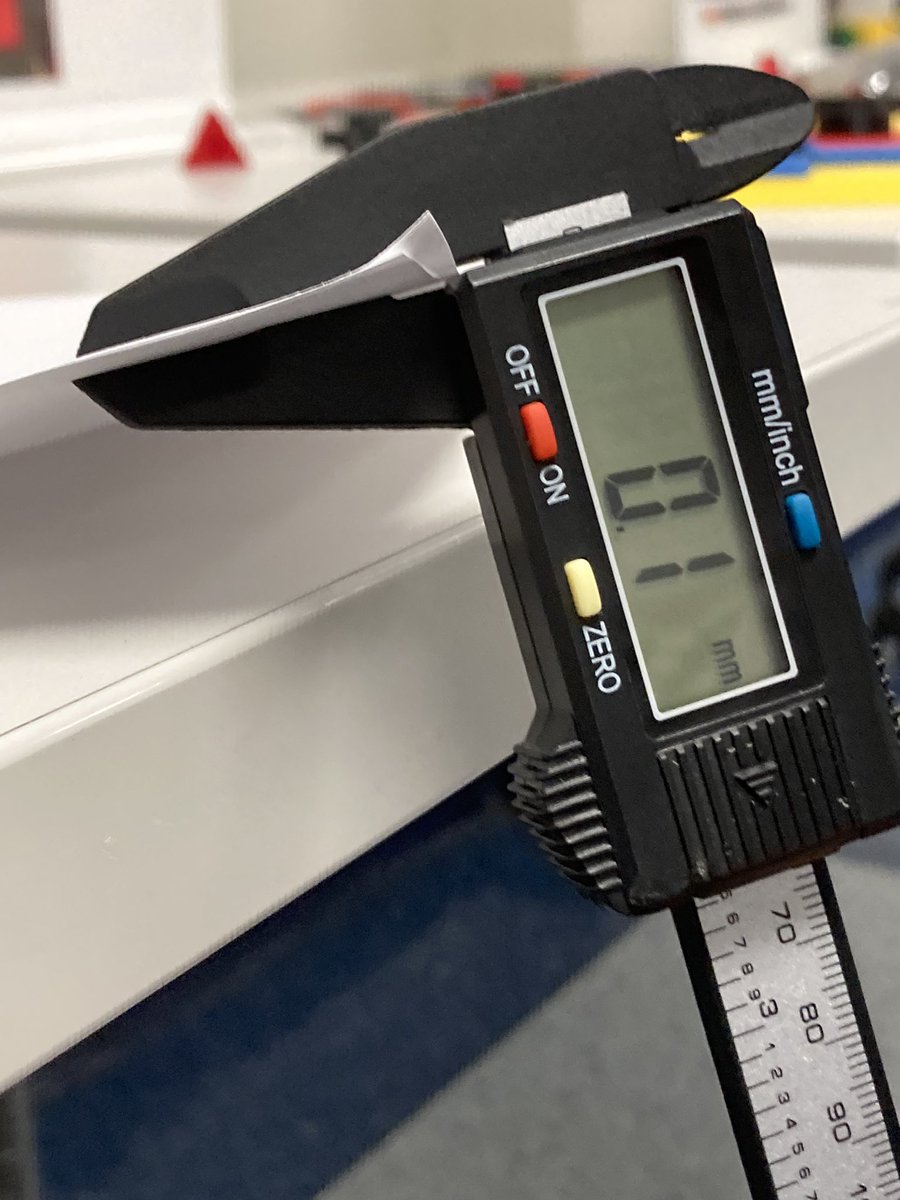 ProjMakerspace's tweet image. Students testing the width of everything they find with a caliper. 

Two pieces of paper is .1 mm.

Awesome that they had a goal towel the caliper measure .1 mm

#publiclibrarymakerspace