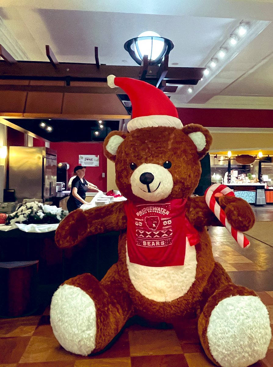MargaretABrooks's tweet photo. Enjoyed attending the holiday celebration at @BridgeStateU today with colleagues! #ThisisBSU https://t.co/zW4EMRQN85