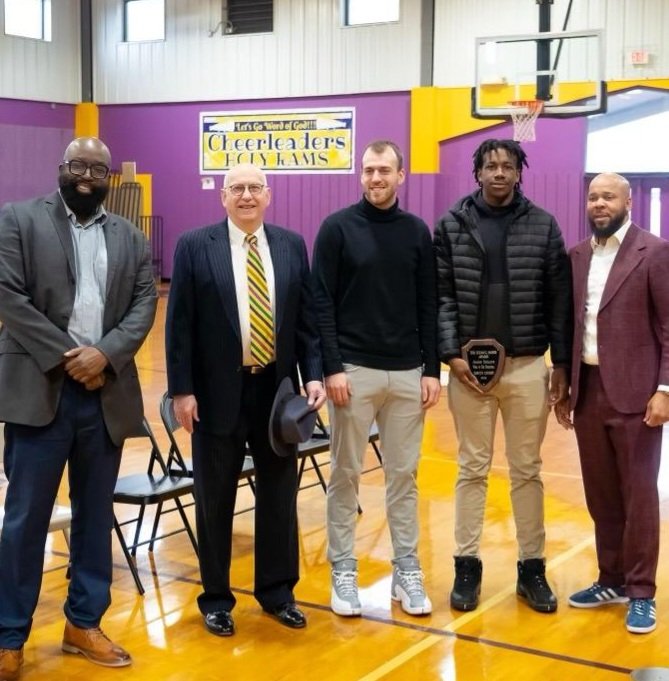 Congratulations to Word of God's Davin Cosby <a href="/Cosby10D/">Davin Cosby jr</a>, winner of the 2022 Luke Sasser Academic Scholarship.