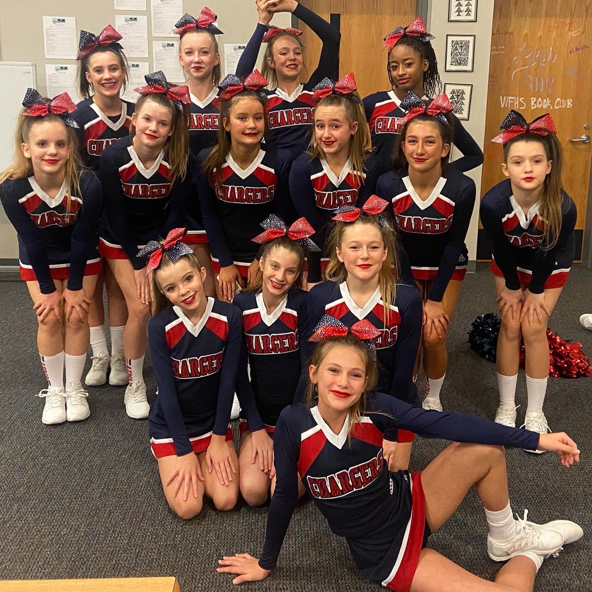 AFMSCheer's tweet image. CONGRATULATIONS TO THIS AMAZING SQUAD FOR PLACING FIRST IN OUR DIVISION TONIGHT! WE ARE SO PROUD OF YOU!!! ❤️💙🏆