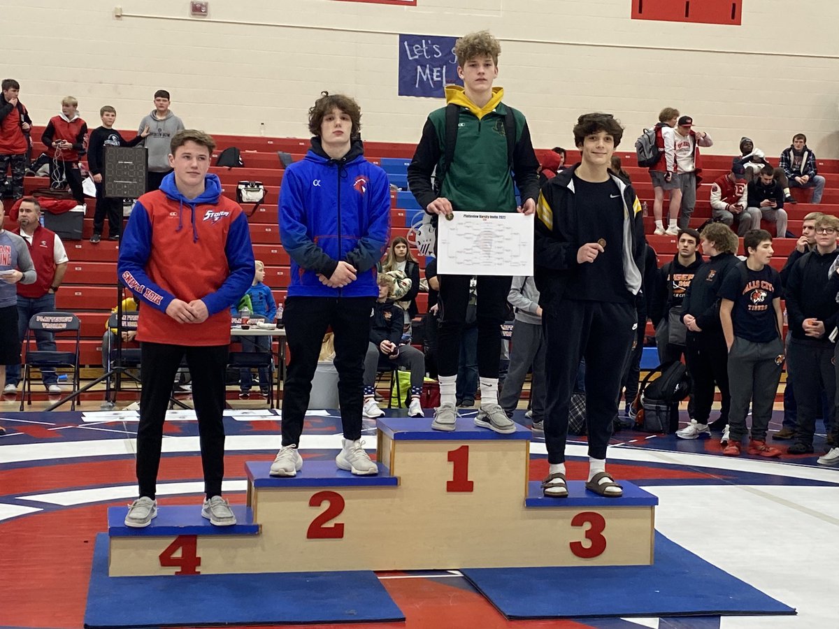 Congrats to our very own Reed Patera on taking 2nd place in the 138 lb weight class at the Platteview Invite!