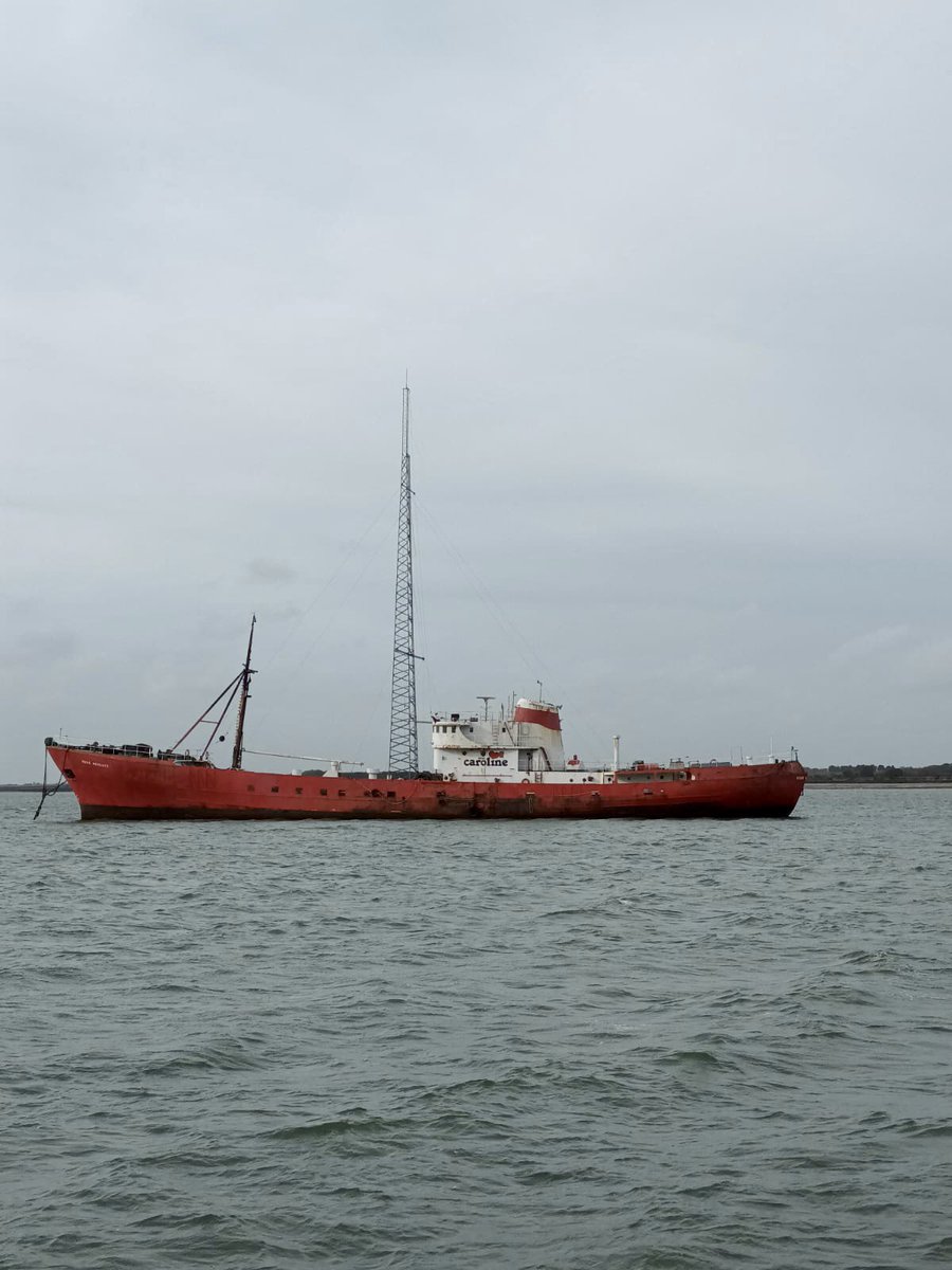 John_6olfer's tweet photo. @_KeepRockAlive_ Radio Caroline ! Still going strong https://t.co/GbOmJ7q8DU