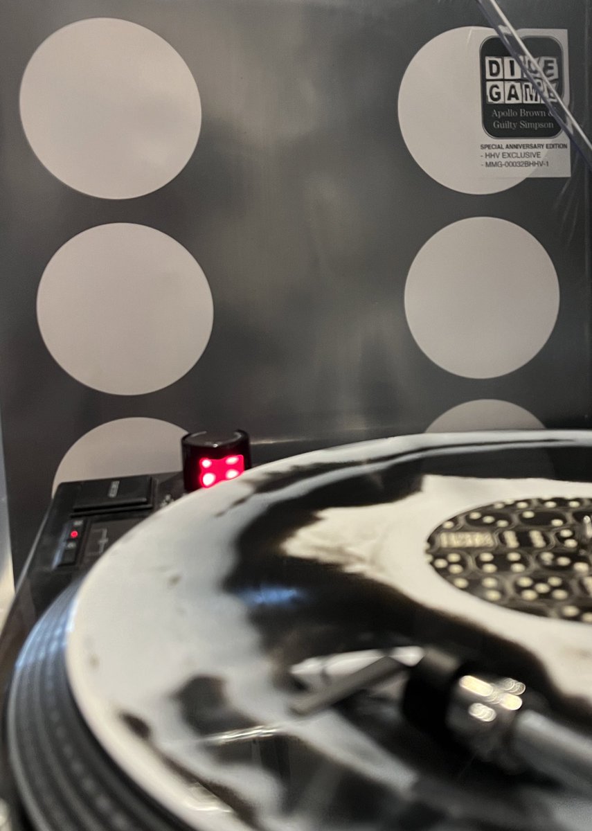 MaxBoor's tweet image. Morning vibes! @ApolloBrown @guiltysimpson #DiceGame is a masterpiece! 👑🔥🙌

#vinyl #vinyl4dayz #vinyljunkie #vinylcollection #hiphopvinyl