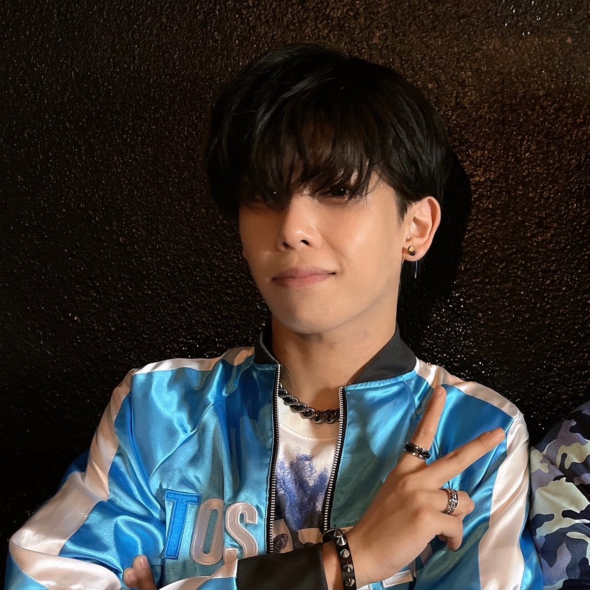 IkemenKoshien's tweet photo. 【エントリーNo.52】

■名前
SHUN

■アカウント
@TOSEEK_SHUN_104 

🌬投票方法🌬
①このツイートを引用RT☝️🔁
引用RT=10ポイント

②投票券＆冊子のギフト購入でポイント獲得
https://t.co/uLJvH0SfSJ

🔥入賞特典🔥
グランプリ🏆：ソロ写真集出版

#イケメン甲子園 https://t.co/xusEw5jL6U