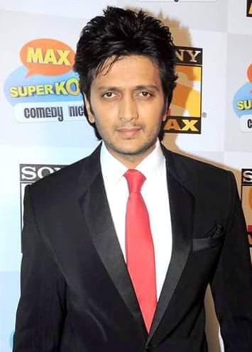 Happy Birthday to an actor Ritesh Deshmukh (17 December 1978) 