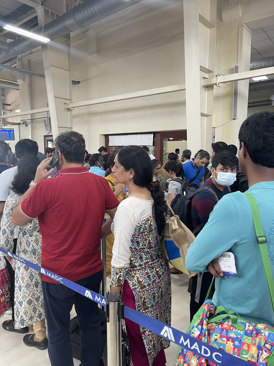 Absolute chaos at Shirdi Airport. Serpentine queues for security at the airport. Maharashtra Govt. needs to address urgently the needs of this airport. Shirdi is a popular religious city and needs a better airport with adequate security <a href="/CISFHQrs/">CISF</a> and additional flights.