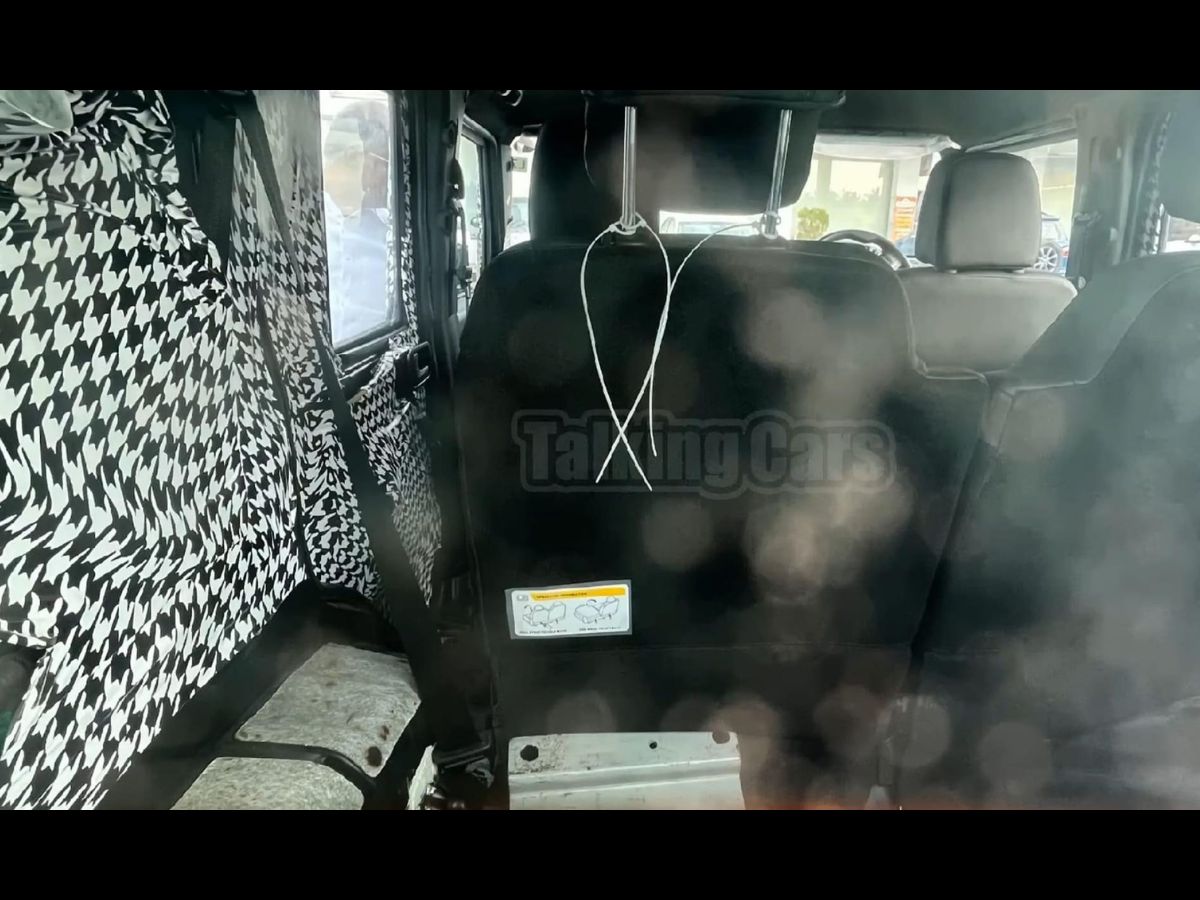 MotorOctane's tweet image. Mahindra Thar 5-door interior spied for the first time!
Good practical off-roader?
PC - Talkingcars
#Mahindra #MahindraThar #Thar5door #SUVs #upcoming