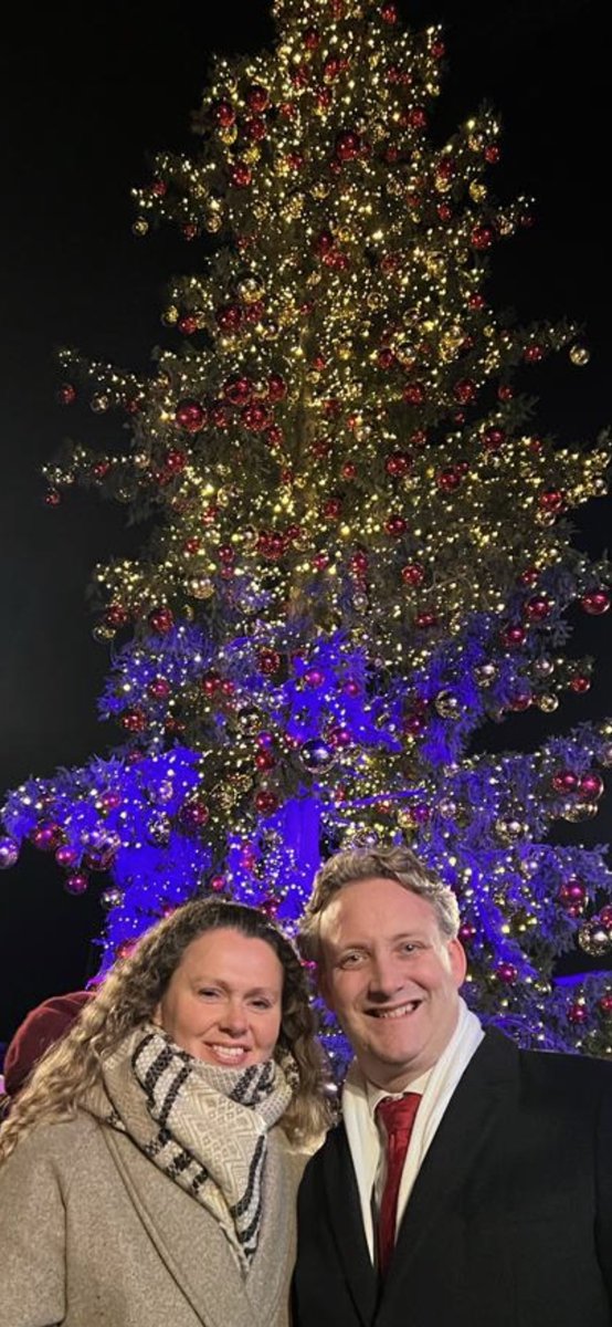 VerhoeveMarja's tweet photo. Kaarsjesavond in een jaar vol hoogtepunten @gouda750jaar en dieptepunten #Oekraine ‘Wees vreedzaam, er is al zoveel verdeeldheid’ #MerryChristmasToAll @GoudaKaarslicht https://t.co/poyMD1gR7F