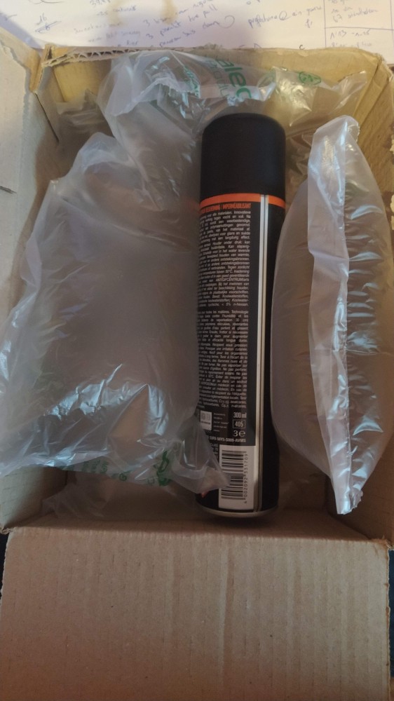 Garlic_Nacho's tweet photo. Bonjour @Spartoo, 9% de remplissage d'un colis, vraiment trop peu. @ademe
 #environnement #colisPleinDeVide https://t.co/GziEh0T4g7