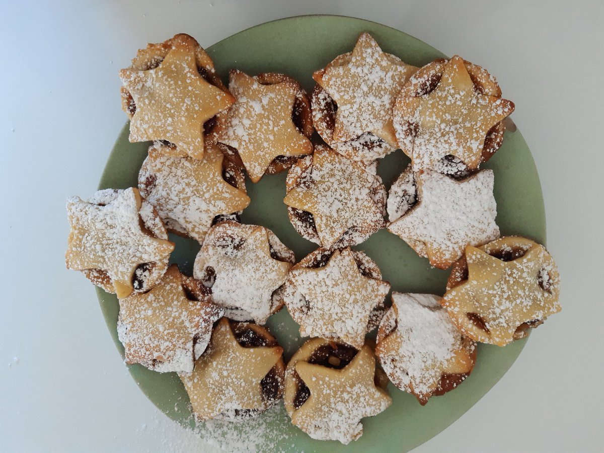 Rob Cairns tweet media