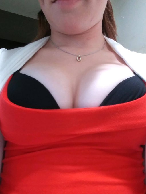 I love my perky boobs ❤️❤️❤️ https://t.co/IAEXrjqcZw<a href="/tag/newprofilepic"class="tags"><span>#newprofilepic</span></a>
