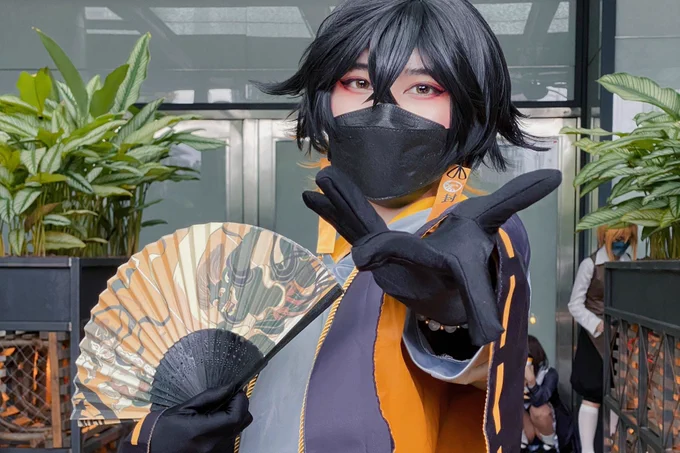 I went to CF today as Fuma cosplayer. It's fun but I DIED. I SWEAT SO MUCH.OkI...heard there is an Uyu cosplayer but I didn't manage to find them  my heart...And no I kinda told no art friends I was going today...cause originally i didnt plan to go. 