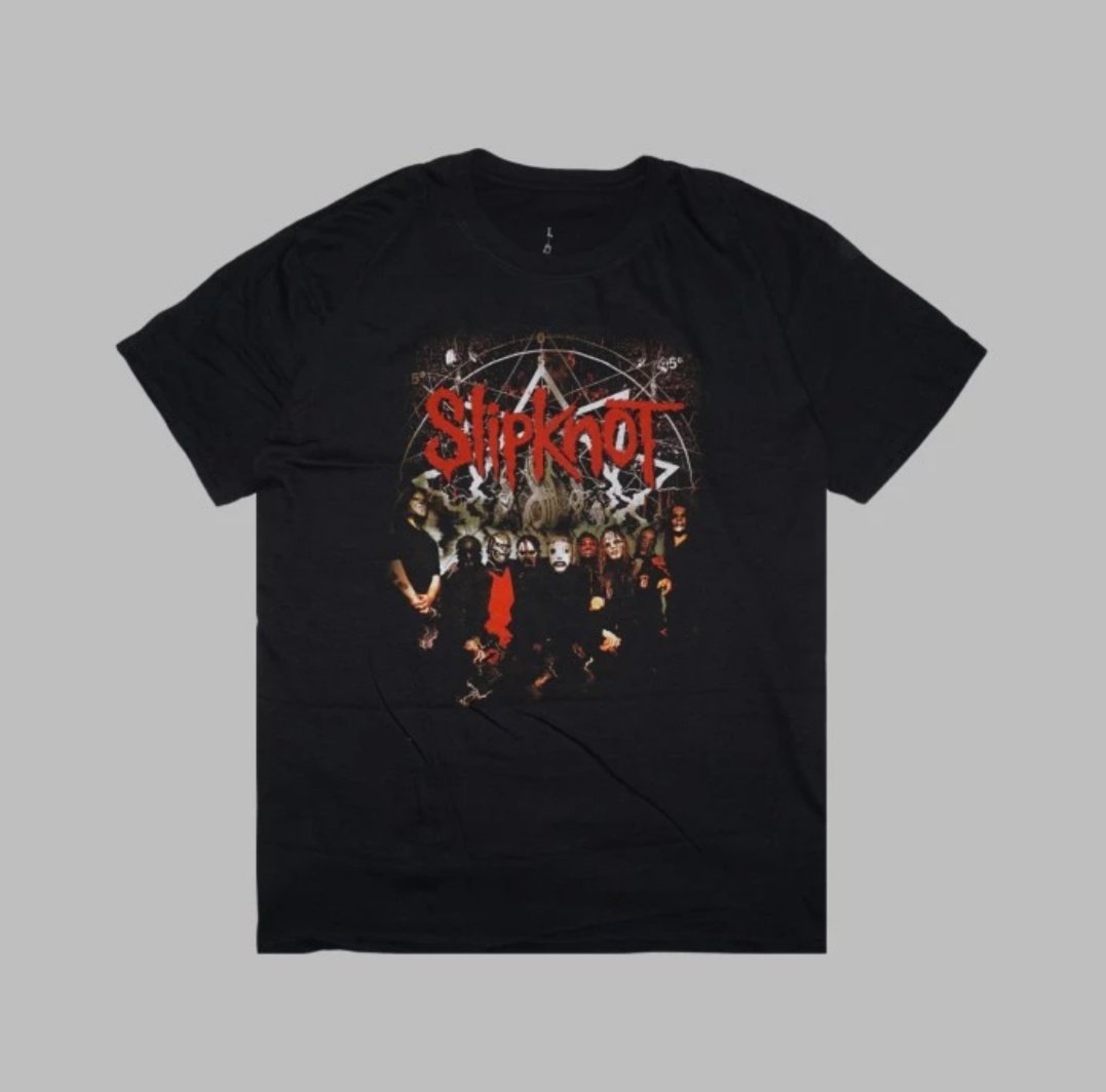 drhnd83's tweet photo. #ayojajankaosband

OFFICIAL MERCH | Slipknot - Waves | Size L | Official Slipknot | RP. 395.000 | Order via DM. https://t.co/MBLlKA23V2
