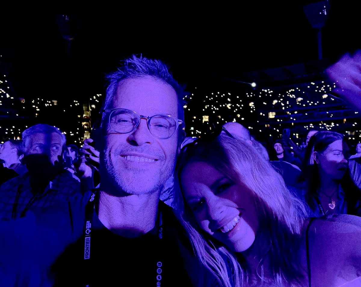 Guy Pearce (@theguypearce) on Twitter photo Being a die hard Billy Joel fan since the 70's it was more than an honour to meet the man himself and finally get to see him in concert. Of course being invited by my dear friend <a href="/kylieminogue/">Kylie Minogue</a> made it all the more special. I still cannot believe it. Thank you KM...Always a woman! Being a die hard Billy Joel fan since the 70's it was more than an honour to meet the man himself and finally get to see him in concert. Of course being invited by my dear friend <a href="/kylieminogue/">Kylie Minogue</a> made it all the more special. I still cannot believe it. Thank you KM...Always a woman!