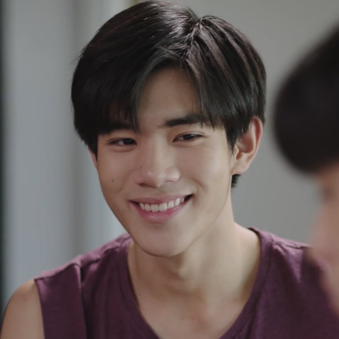 thetenthwish's tweet photo. น้ิองกันต์ยิ้มหวาน อวดลำโพงเค้าเก็บตังซื้อเองแหละ 🥺👊🏻💘

#MySchoolPresident
#MySchoolPresidentEP3 
#Fourthnattawat #โฟร์ทณัฐวรรธน์ https://t.co/FDrOGpThWs