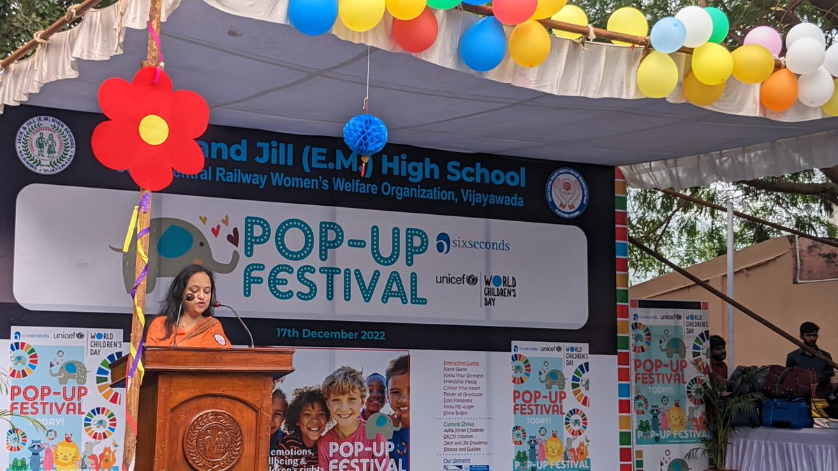 drmvijayawada's tweet photo. #SCRWWO, Vijayawada organizes #PopUP festival for emotional well being of children at Jack n Jill School, Vijayawada. Around 500 schools  students from various schools participated in the fest today
@RailMinIndia 
@SCRailwayIndia https://t.co/qwEdmtKb54