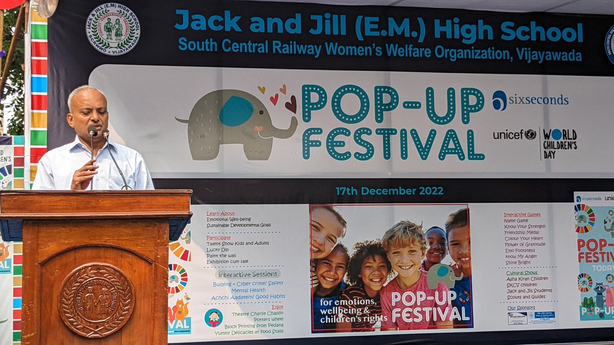 drmvijayawada's tweet photo. #SCRWWO, Vijayawada organizes #PopUP festival for emotional well being of children at Jack n Jill School, Vijayawada. Around 500 schools  students from various schools participated in the fest today
@RailMinIndia 
@SCRailwayIndia https://t.co/qwEdmtKb54