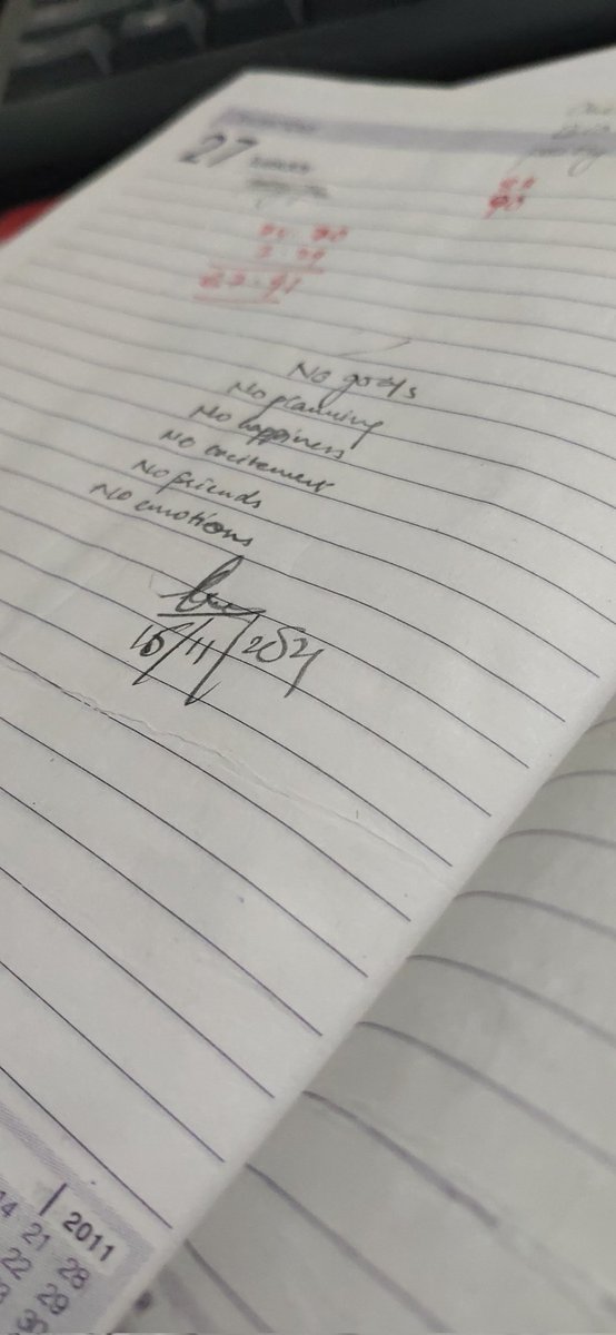YashRaman5's tweet photo. Read your old diaries xD
#16December https://t.co/FT4PuxfauN