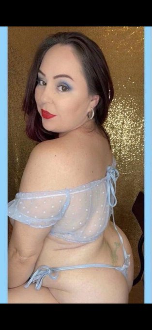 Real life thick MILF&hellip;.come find out⬇️ https://t.co/KmDaDaizPj