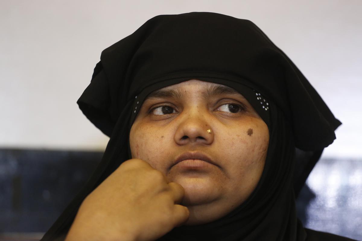 the_hindu's tweet photo. JUST IN: SC dismisses #BilkisBano 's plea seeking review of its order asking #Gujarat govt to consider remission pleas of 11 convicts in gangrape case, reports PTI https://t.co/HD398aPjav