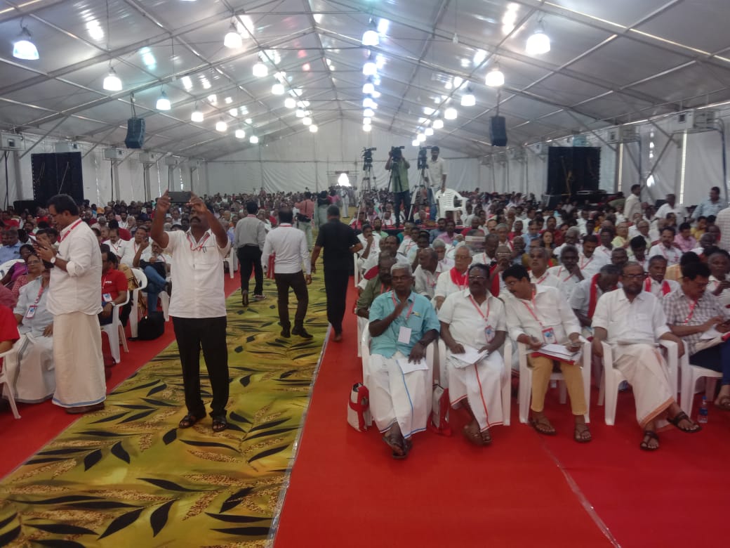 RoshanLalDausa's tweet photo. #AITUC42Conference
#एटक42वां_अधिवेशन
#Alleppy #Kerala
इंक़लाब जिंदाबाद
@AmarjeetAITUC
@LabourMinistry https://t.co/YSJyifopny