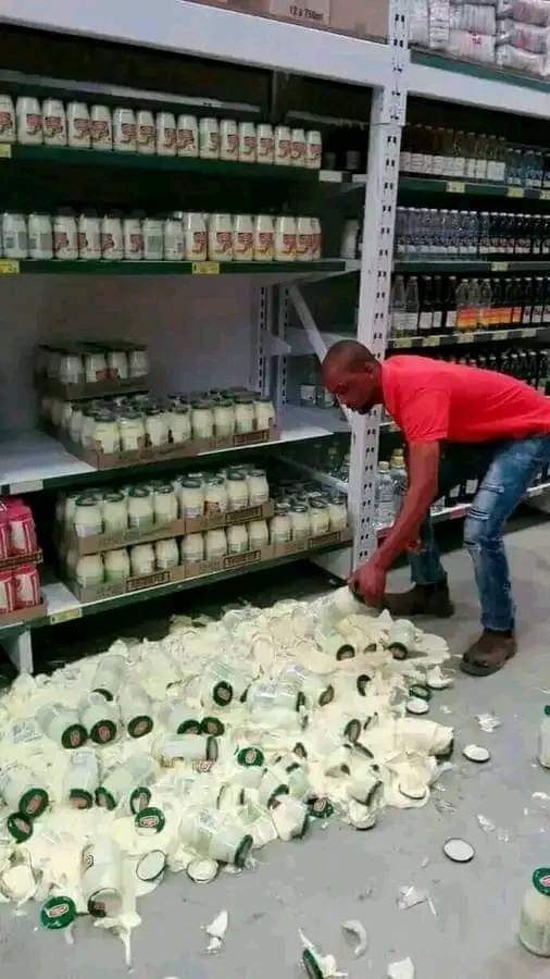 T h a p z tweet media