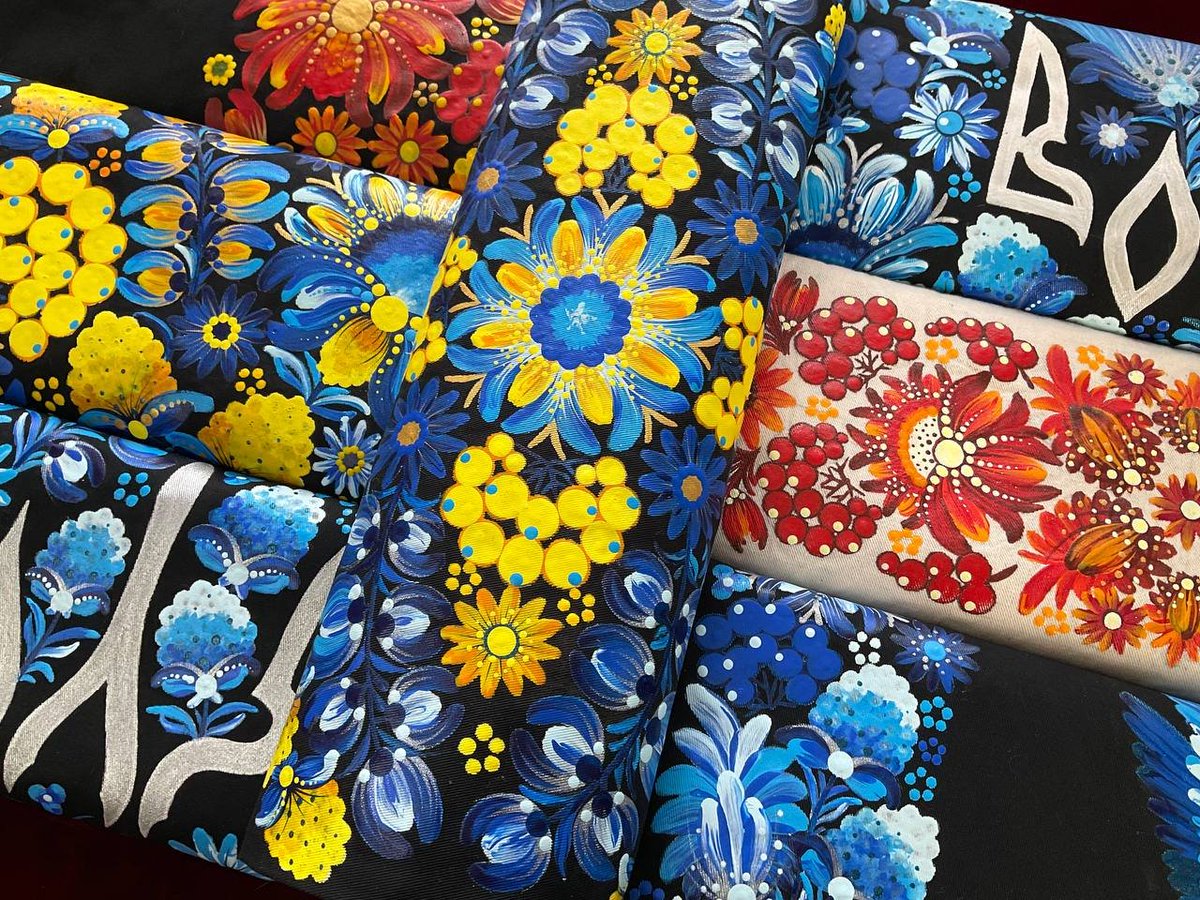 crimson_august's tweet photo. Hi friends!
I am are pleased to present you an update to the range of bags💅
I hope you will be able to choose something to your liking!
RT❤️‍🔥
1/5
⬇️⬇️⬇️ https://t.co/mHwsjycoDW