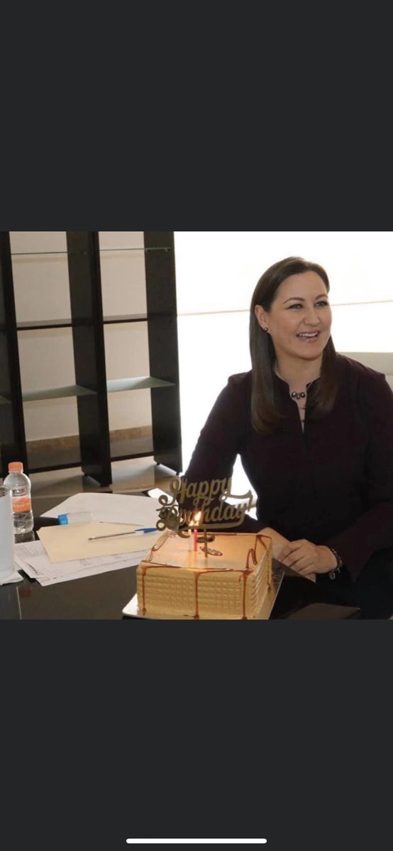 virynanh's tweet photo. Extrañar no tiene brazos pero aprieta muy fuerte el corazón.
Tqm y te mando un abrazo hasta el cielo mi reina hermosa. 17/12/22 https://t.co/egmsv7e8NC