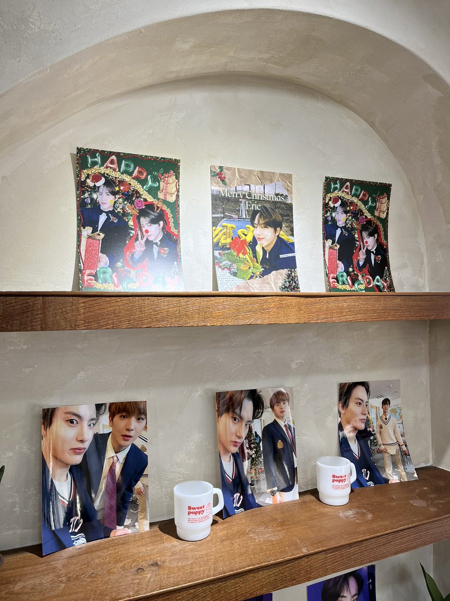 alwaysluveric's tweet photo. #영재의_스물세번째_겨울
꽃이랑 내부가 넘 예뻐요 ..🫰 https://t.co/D4GyQgE7s0