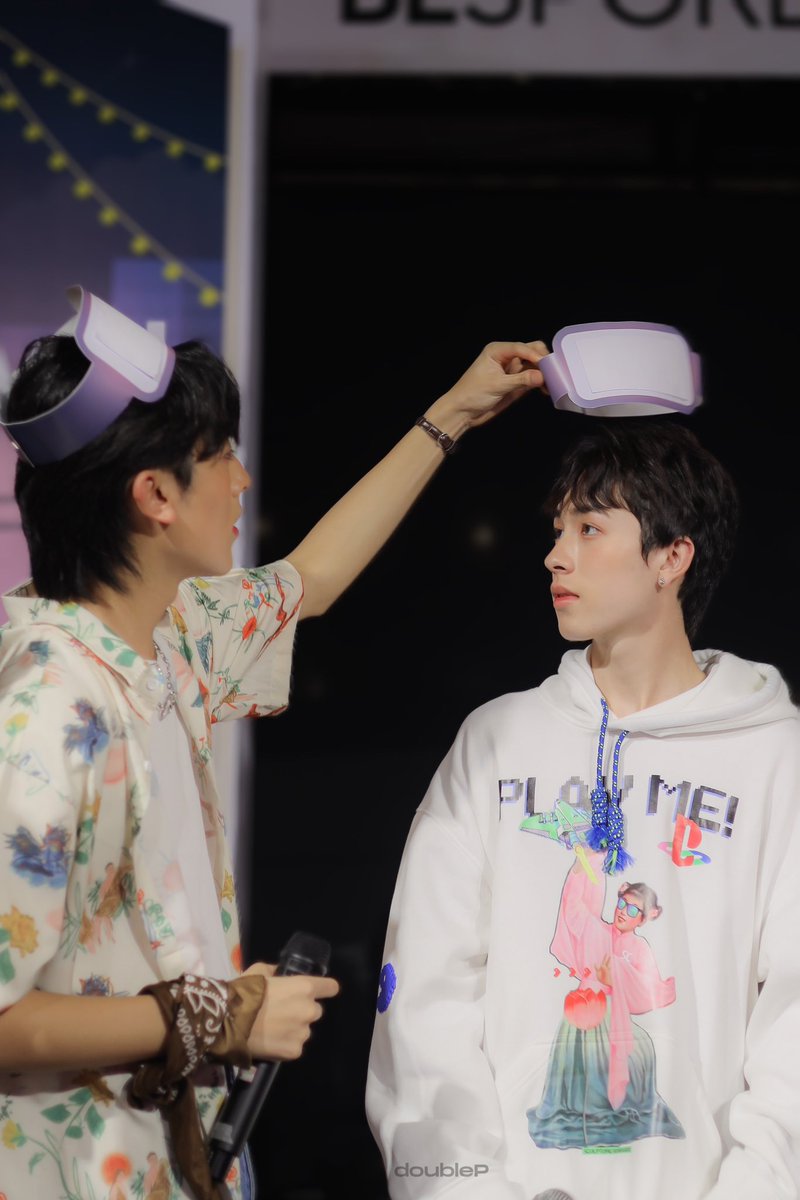 pxxdoubleP's tweet photo. หม่าม๊าบอกให้ดูแลน้อง 👼🏻⌇⊹ 🥣 ✦      

|2022.12.09|
#PROXIEth
#PROXIEGorn 
#PROXIEOnglee https://t.co/q7T2EiK679