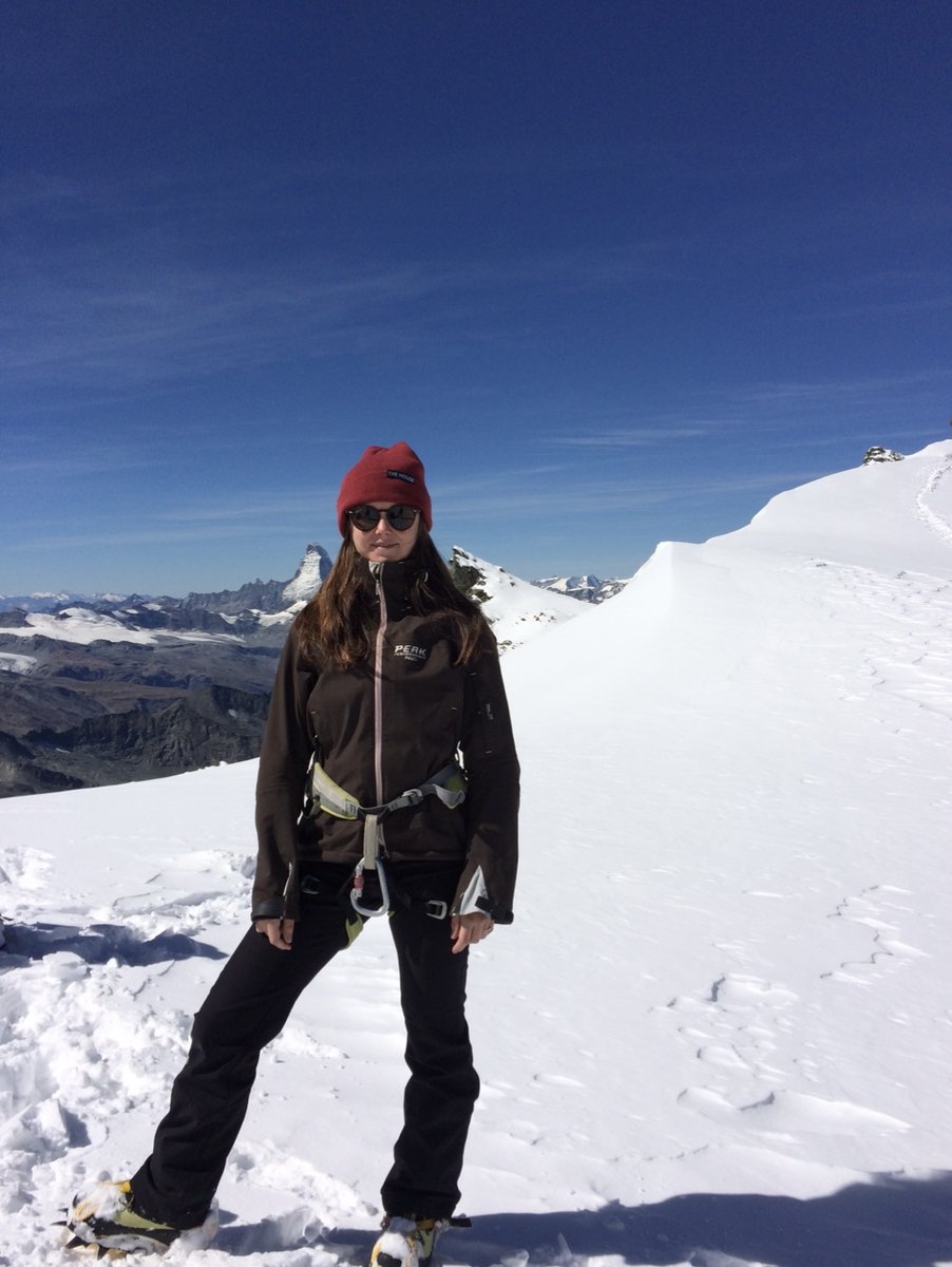 Winter- Unlocked 🔓😜❄️

Ski season has begun- Dream big.

Skiing,  snowboarding, Ski-touring, Alpinism...the mountains are calling!

#dreambig #alpinism #mountains #touring #skiing #altitudetraining #advenure #winter