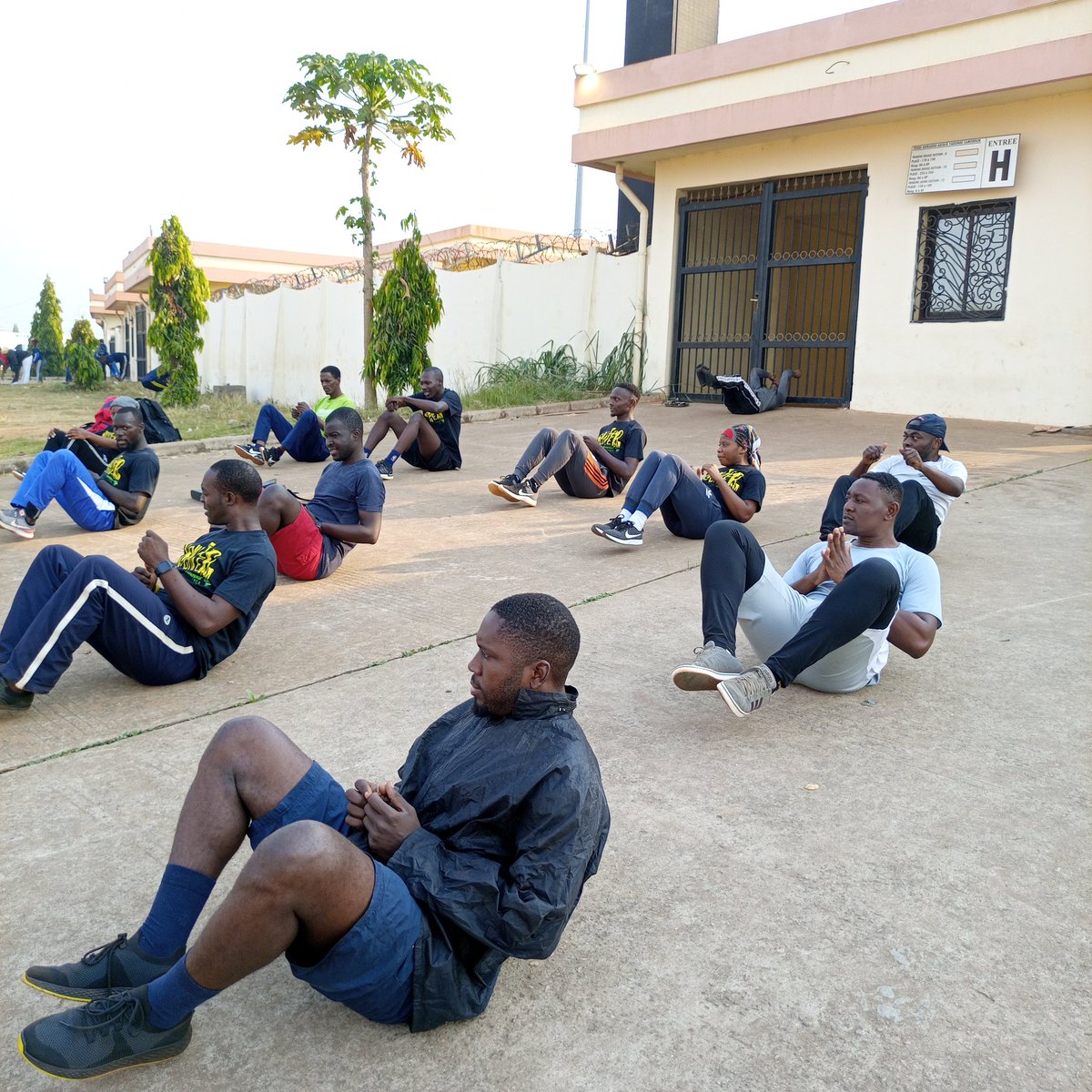 gpacamervol's tweet photo. Environmental activists deserve a grand reunion. 

Yaoundé getting fit this morning. 
#wellbeingmatters https://t.co/LJSYOYV7ru