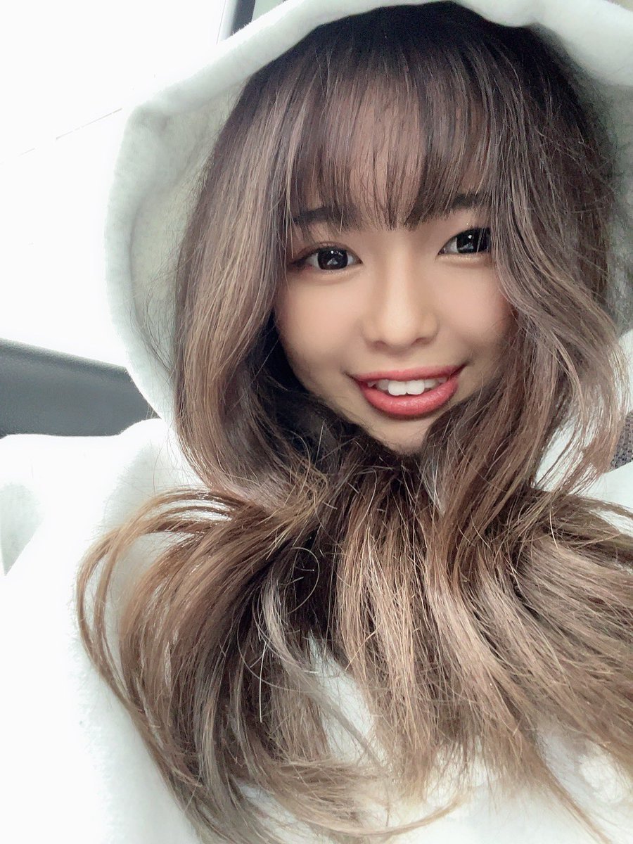 showroomの新しいサムネ写真
こちらです☃️🤍