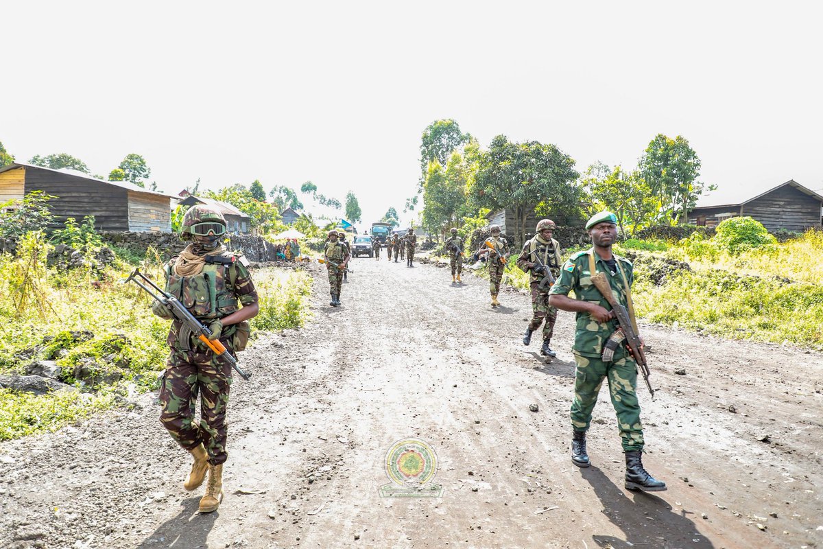 Kivuinfo24's tweet photo. 🚨Les combats entre les #M23 et la coalition gouvernementale ( FARDC-FDRL-MAIMAI-CODECO-NYATURA-ACPLS-PARRECO ) ont repris depuis le matin de ce samedi dans la localité de #Chumba en groupement de Bishusha à 20km de #Kitchanga , territoire de #Rusthuru. https://t.co/Bp91M7vH6F