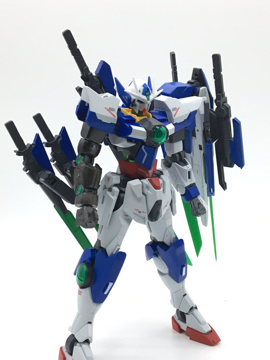 Sa_hopper2685's tweet photo. #ガンプラ改造 #ガンプラ好きな人と繋がりたい 
新型がやっとroll outします！！
これが俺の新しい相棒です！
クアンタをエクシアリペアⅣをモチーフにして制作しました
本来左腕のものを右腕にしました
武器も自分なりのアレンジを加えてます！ https://t.co/aQlYu7SWce