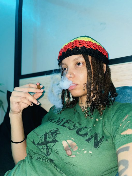 TW Pornstars - NsaneJane. Pictures and videos from Twitter.