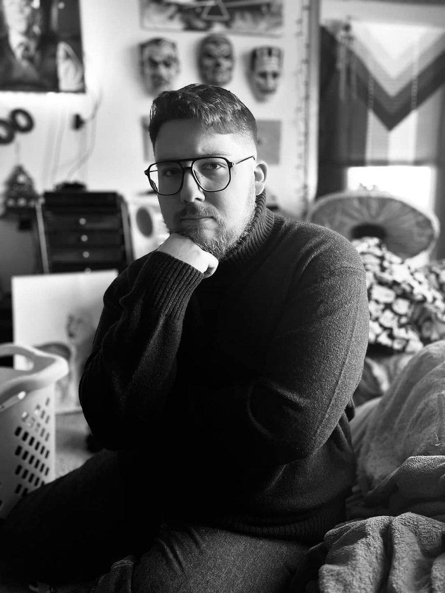 Plasmadolly's tweet photo. Happy Birthday to my handsome son @inherentlyviced. He makes me so proud everyday. 💜you! #Birthday #ProudMom https://t.co/lPbRwcLsJn