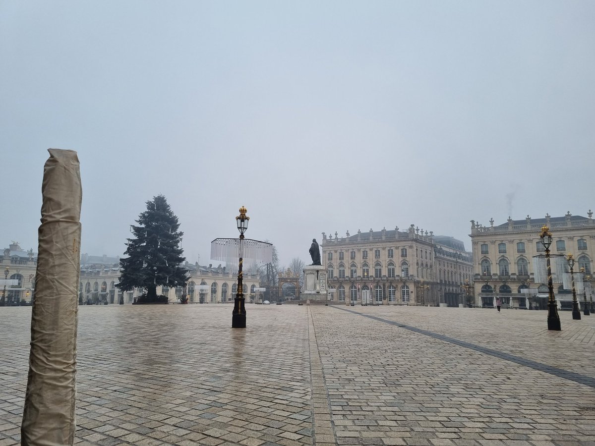 8 h 45. Il fait bien moins 10 degrés à #Nancy... #Météo
