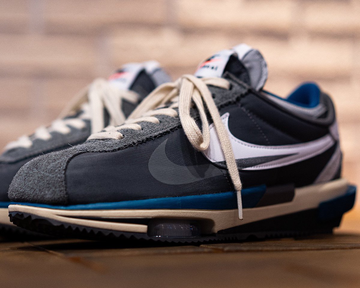 kebikebiko's tweet photo. 我慢出来ない男。
やはり塗ってしまうw
#nike
#sacai
#zoomcortez
#sneakercustomizing https://t.co/NJkXozt3yu